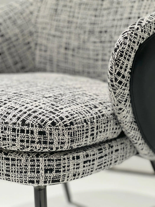 Black and White Modern Heavy Weight Abstract Geometric Woven Upholstery Fabric|Quality Furniture Fabric By The Yard For Sofa Couch Chair