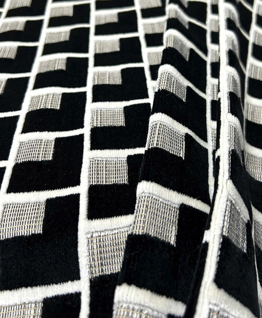 Luxury Black White Geometric Raised Cut Velvet Upholstery Fabric By The Yard For Chair Pillow|High End Velvet Fabric For Ottoman Couch