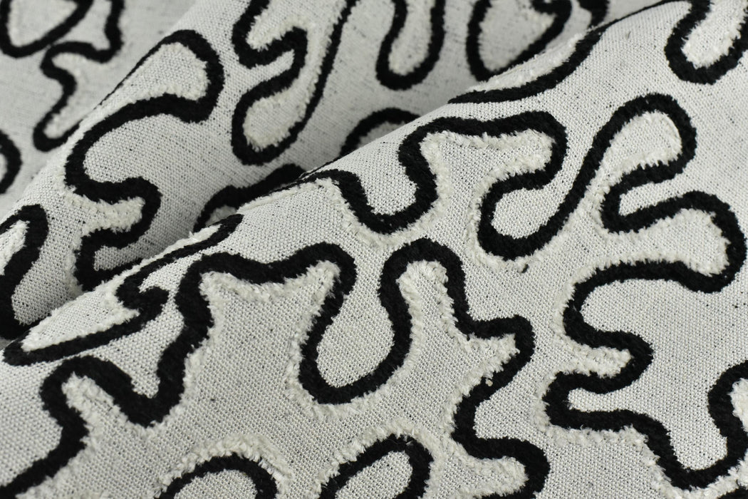 Heavy Weight Black White Plushed Chenille Woven Abstract Geometric Upholstery Fabric For Chair|Chunky Texture Furniture Fabric For Pillow