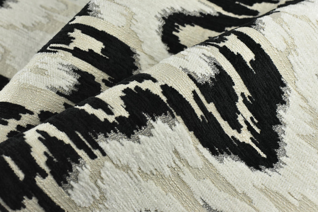 Heavyweight Vintage Black White Beige Wavy Ikat Pattern Chenille Woven Upholstery Fabric For Chair|Raised Abstract Geometric Jacquard Fabric
